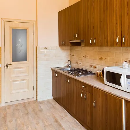 Apartment On Lesya Kurbasa 7 *