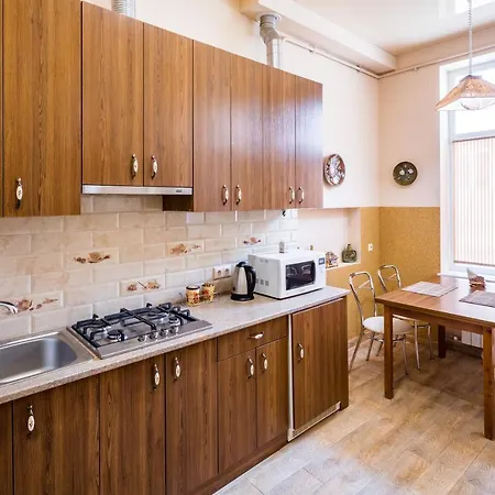 Apartment On Lesya Kurbasa 7 *