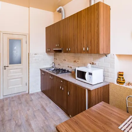Apartment On Lesya Kurbasa 7