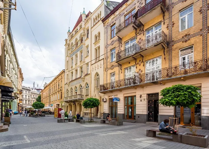 On Lesya Kurbasa 7 דירה לבוב