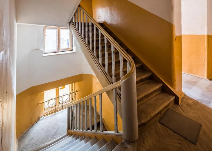 On Lesya Kurbasa 7 *