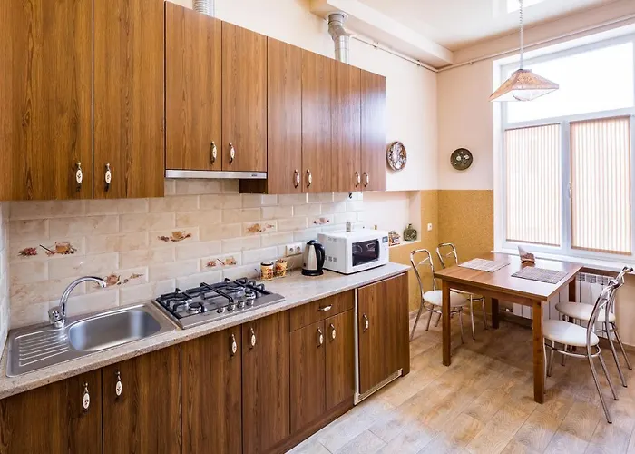 アパート On Lesya Kurbasa 7 *